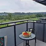 Aleje Jozefa Pilsudskiego Faktura Vat 公寓